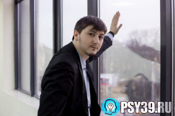 Психолог Алексей Хидоятов